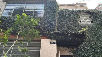 House, 3 Bedrooms, Smoking | Exterior detail