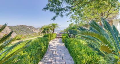 Private Grounds w/ Mtn Views: Luxury Topanga Villa