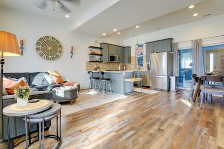 House (2 Bedrooms) | Interior. Walk to Main Street! Sleek Grand Junction Stay