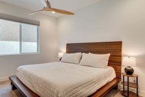 Interior - Hot Tub & Community Perks! Sleek Goodyear Retreat (Goodyear)