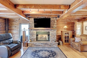 House (4 Bedrooms) | Interior - Hike, Fish & Boat Nearby! Bloomington Family Cabin (Bloomington)