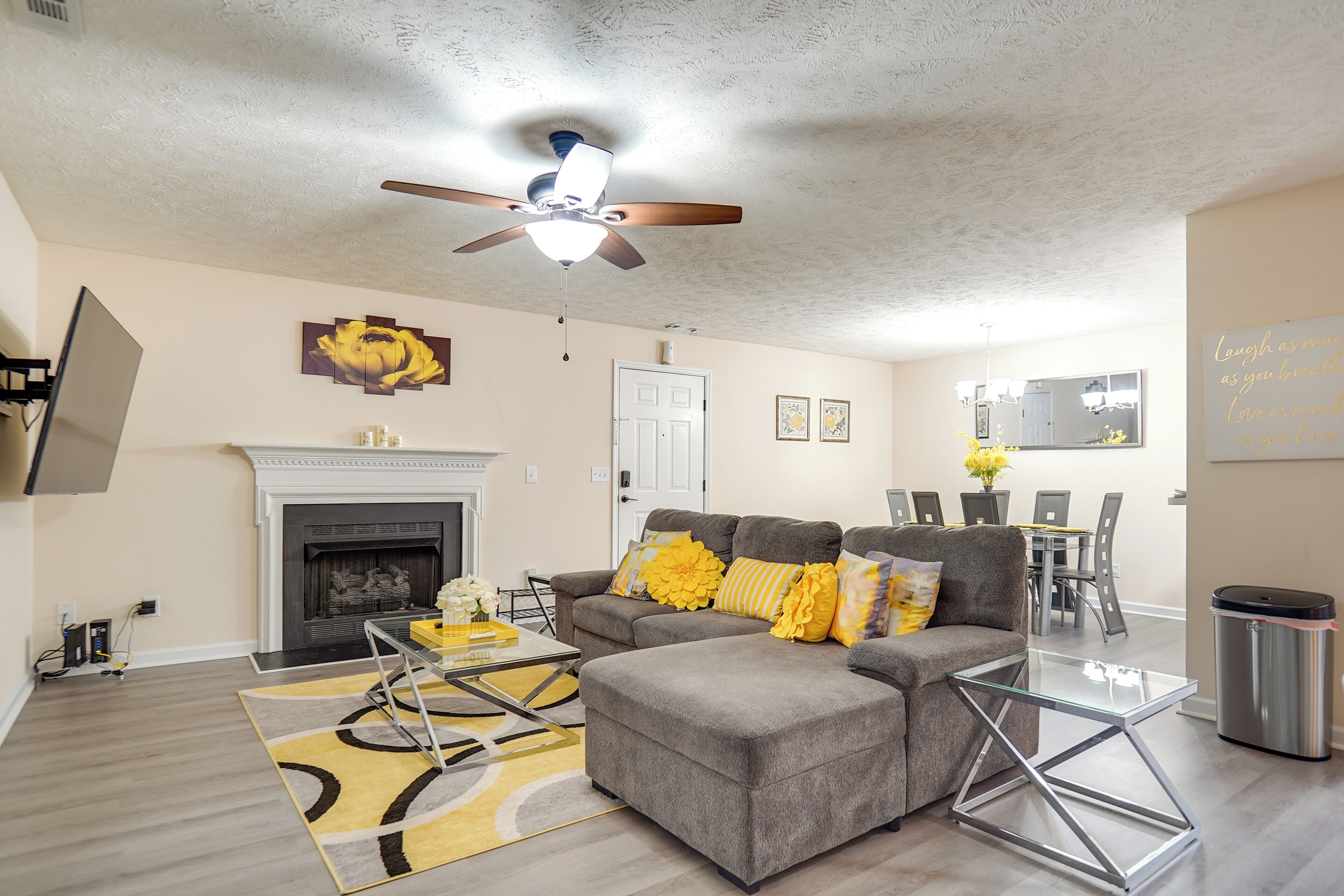 Apartment (2 Bedrooms) | Front of property