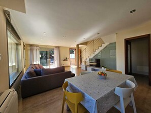 Casa | 3 dormitorios y Internet