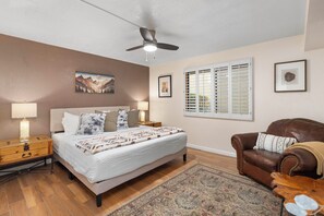 Apartment (2 Bedrooms) | Interior - Walk to Old Town & Fashion Square, Condo w/ Patio! (Scottsdale)