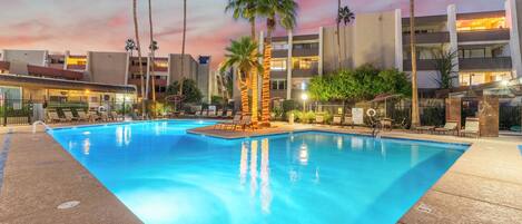 Apartment (2 Bedrooms) | Front of property