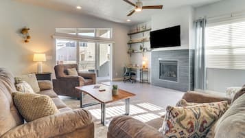 House (3 Bedrooms) | Front of property