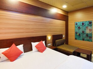 Standard Double Room, City View | Desk, free WiFi - Hotel Dhingra Residency jabalpur (Jabalpur)