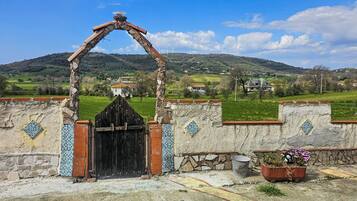 Enceinte de lâhĂ©bergement