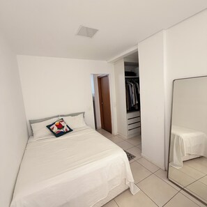 1 quarto, Wi-Fi de cortesia, roupa de cama