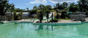 Mobile-home 4 pers (6 possible) - Walking distance to the beach - Terrace - Swimming pool