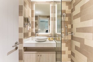 Luxury Studio, 1 King Bed, City View | Bathroom - PVH - Seven Palm - Studio Beach Access (Dubai)