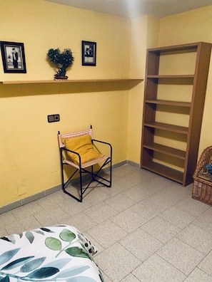 4 Schlafzimmer, Bügeleisen/Bügelbrett, Internetzugang, Bettwäsche