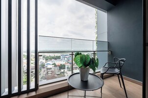 Deluxe Apartment, 3 Bedrooms | Balcony