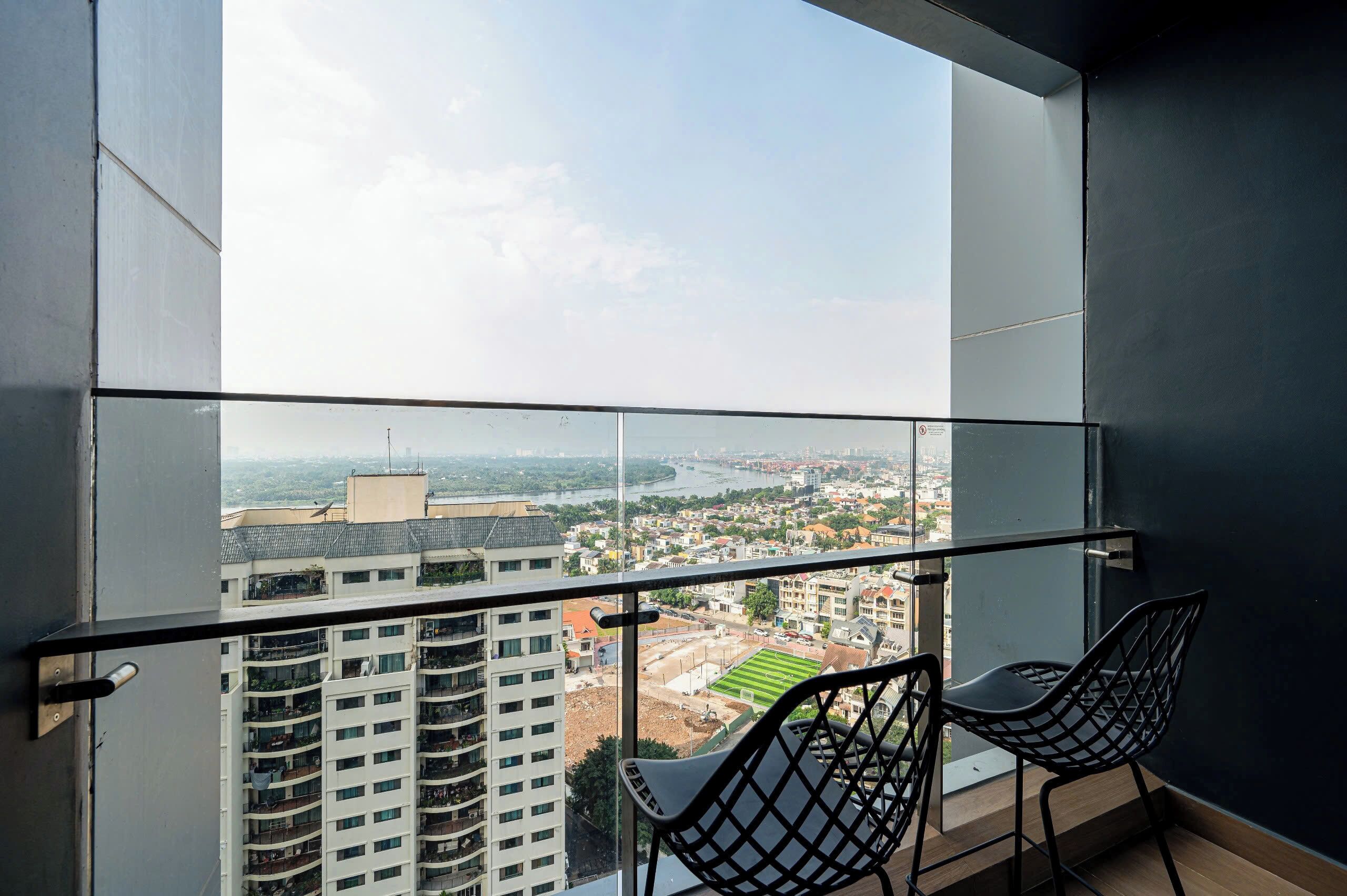 Deluxe Apartment, 2 Bedrooms, Balcony, River View | City view