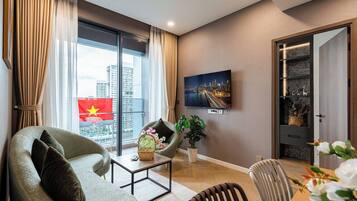 Premium bedding, Select Comfort beds, minibar, individually furnished