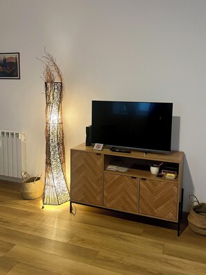 Interior - Cozy apartment in the heart of Garbatella, close to the metro, fast Wi-Fi (Roma)