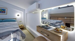 Deluxe-loftsværelse - balkon - havudsigt | Gratis Wi-Fi