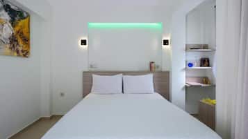 Deluxe Studio, Balcony, Garden View | Free WiFi