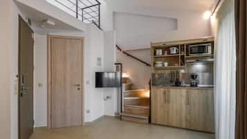 Deluxe Loft, Balcony, Sea View | Interior