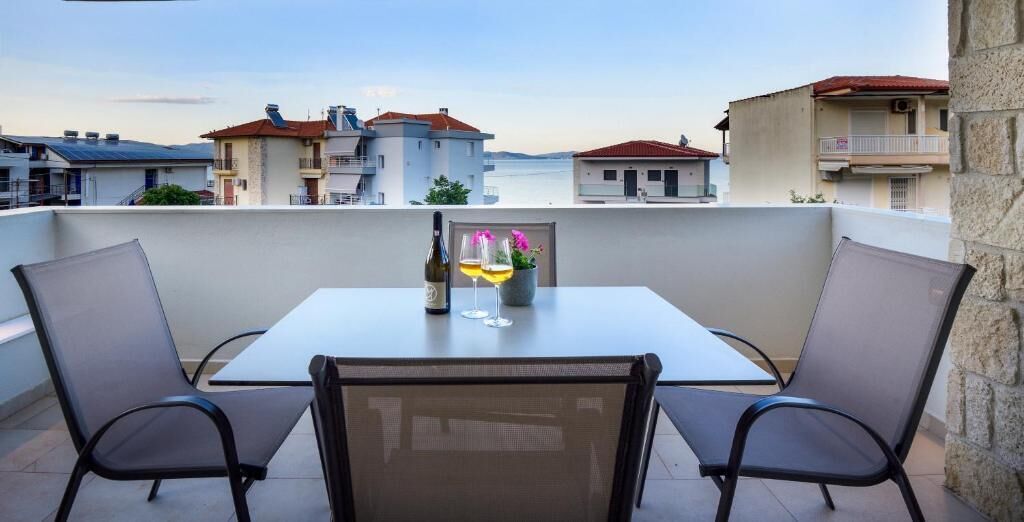 デラックス ロフト バルコニー シービュー | 屋外ダイニングエリア