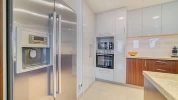 Executive appartement, 2 slaapkamers, balkon, uitzicht op de stad | Privékeuken