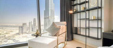 Bureau, espace de travail pour ordinateur portable