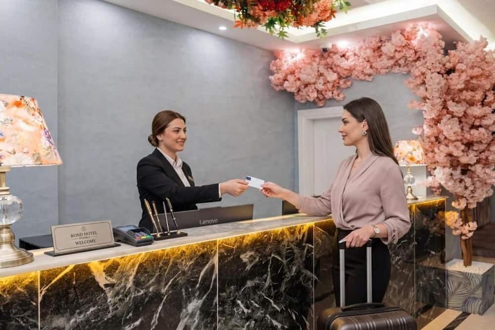 Bond Hotel İstanbul