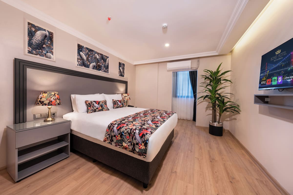 In-room safe, desk, blackout curtains, soundproofing