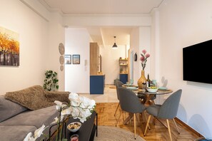 Living area - Miss H Haven (Athina)