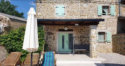 Casa Chiara, Your Holiday Home with pool in Motovun, Istria