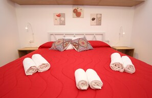 1 bedroom, iron/ironing board, free WiFi