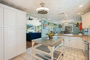 House, 4 Bedrooms | Interior - Casa Bella 4 Bedroom Home (Port Bolivar)