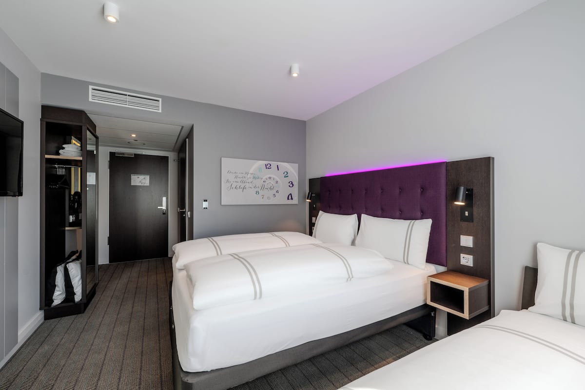 Standard Triple Room | Free WiFi