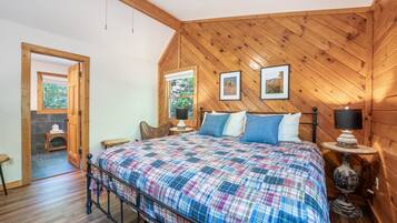 Cabin, 2 Bedrooms | 2 bedrooms, free WiFi