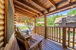 Cabin, 2 Bedrooms | Terrace/patio - Er39 2 Bedroom Cabin (Pigeon Forge)