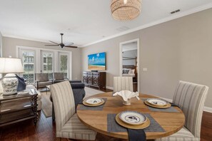 Condo, 2 quartos | Opções para refeição