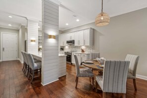 Condo, 2 quartos | Opções para refeição