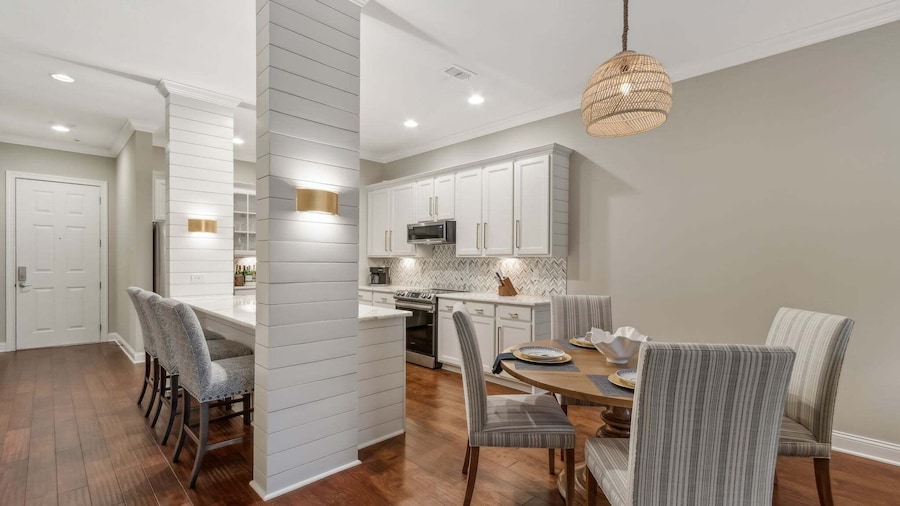 Summerwoods 1903 2 Bedroom Condo