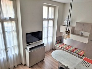 Interior - Studio 25m², en hyper centre-ville (Aix-les-Bains)