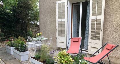 Studio 15m², avec terrasse et place de parking