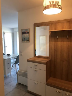 Interior - Appartement T2 45m² 1 chambre, parking, terrasse (Aix-les-Bains)