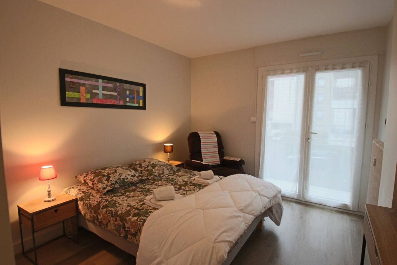 2 chambres, fer et planche à repasser, lit parapluie, Wi-Fi