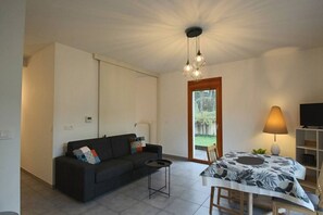 TV - Appartement 42m², 1 chambre, terrasse (Aix-les-Bains)