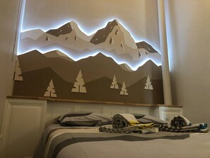 Iron/ironing board, free WiFi - Appartement 52m² 1 chambre, balcon en centre-ville (Aix-les-Bains)