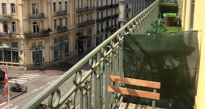 Appartement 52m² 1 chambre, balcon en centre-ville