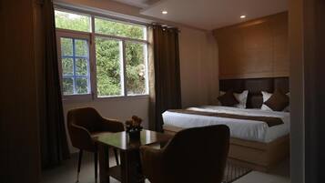 Deluxe Double Room | Free WiFi