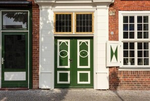 تفاصيل الفندق من الخارج