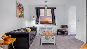 TV, offices - AC Retreat - Cozy 2BR by Tropicana & Beach! (Atlantic City)