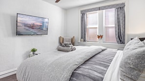 2 bedrooms, iron/ironing board, WiFi, bed sheets - AC Retreat - Cozy 2BR by Tropicana & Beach! (Atlantic City)