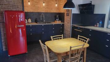 Four, plaque de cuisson, lave-vaisselle